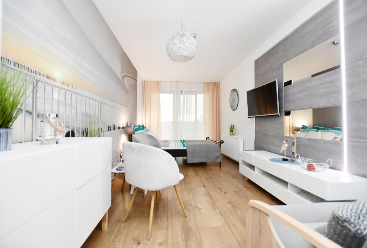 Blue Baltic Apartment Kolobrzeg Exterior photo